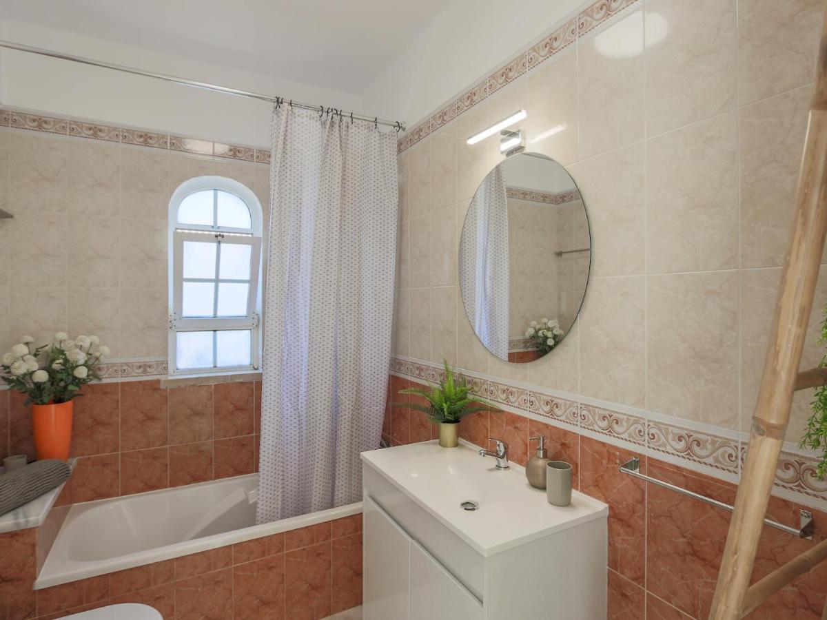 Villa Luxury Walking Distance Gale